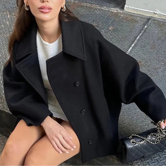 LAST ONE! MANTECO OVERSIZED CROPPED WOOL COAT - Picture 5 of 13